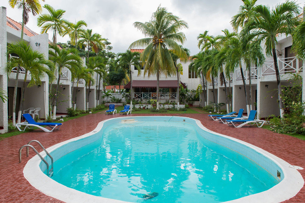 Tropical Court Inn New Kingston Exterior photo